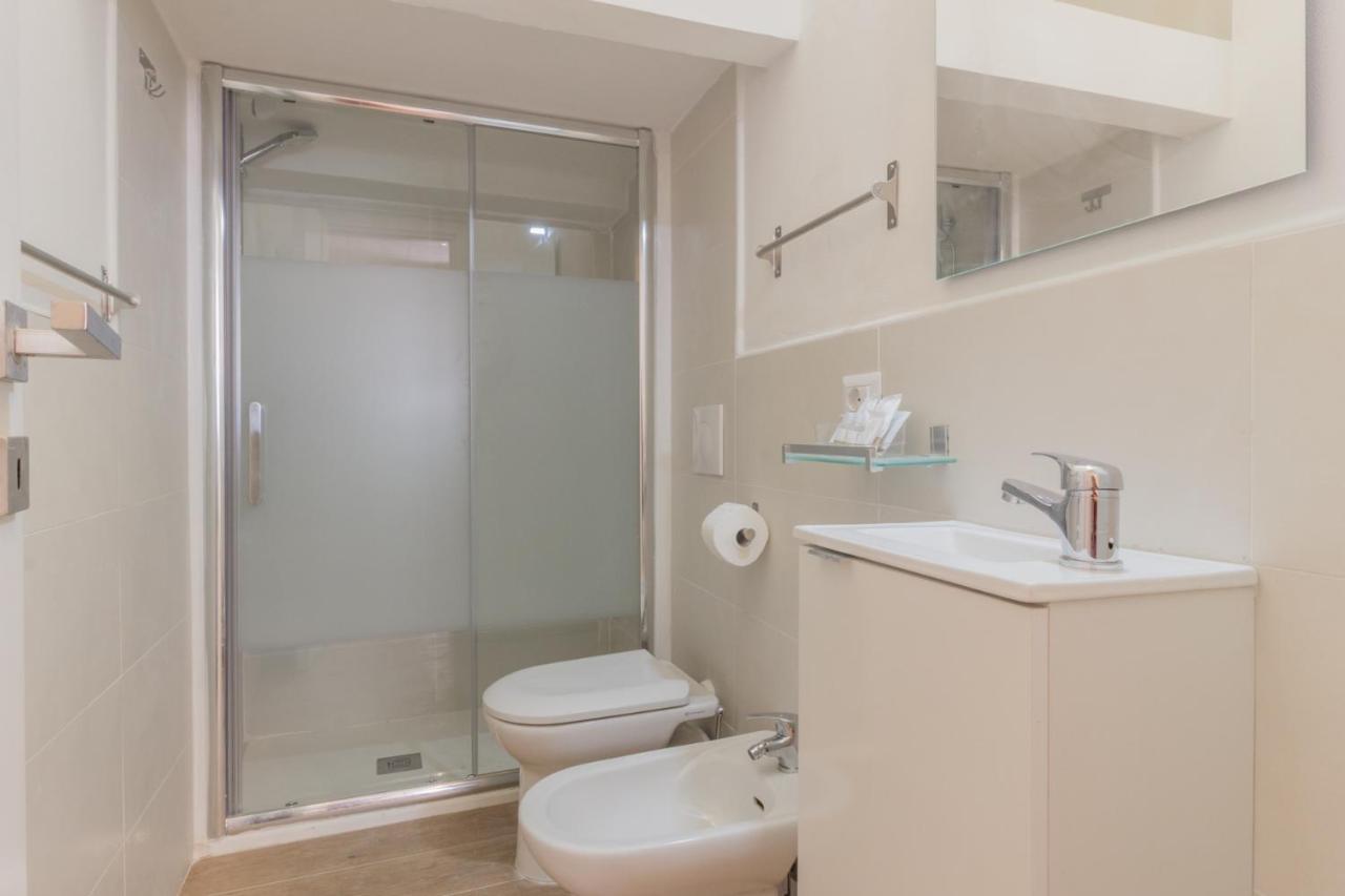 Center Rooms ピアチェンツァ エクステリア 写真