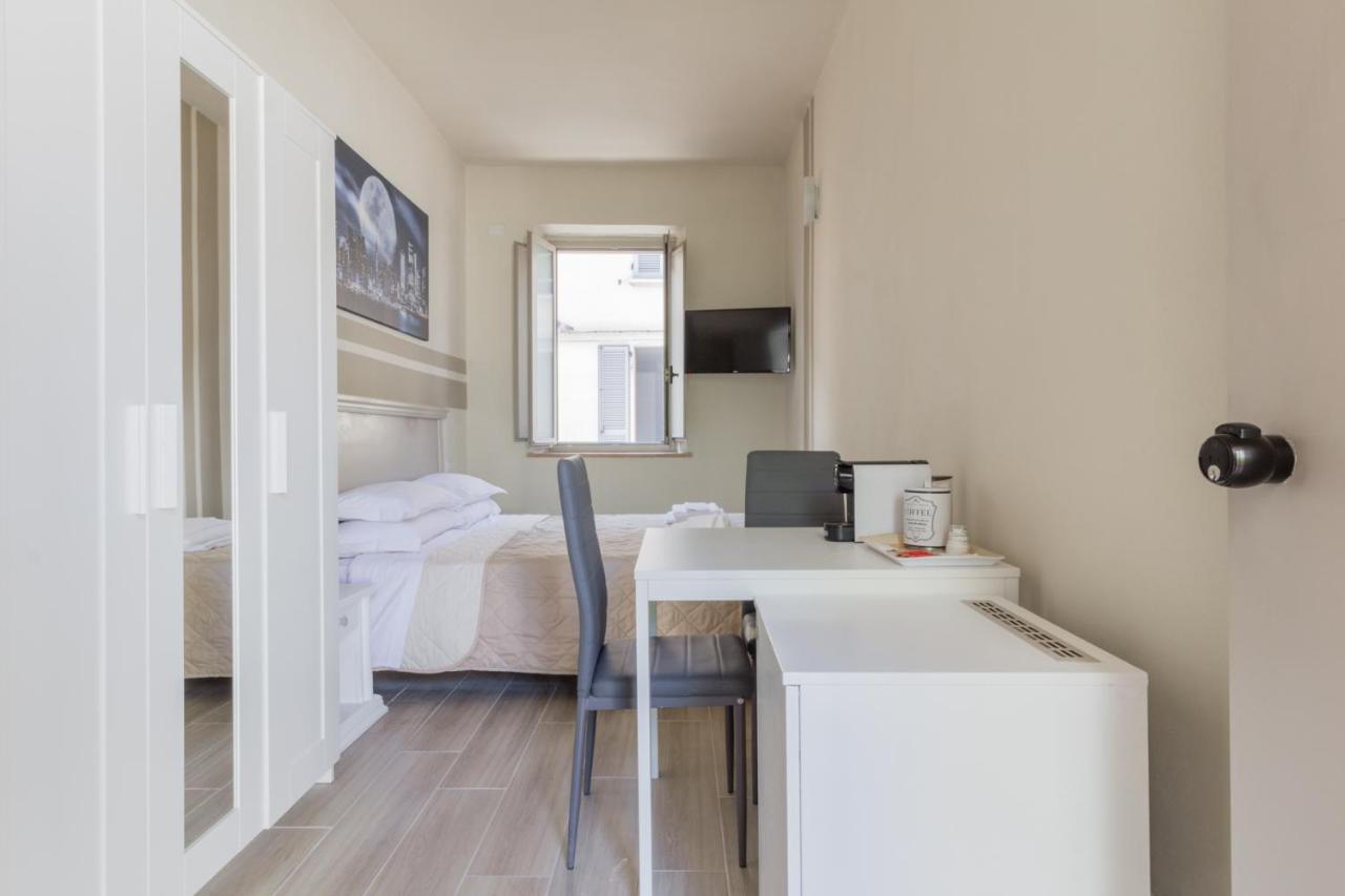 Center Rooms ピアチェンツァ エクステリア 写真